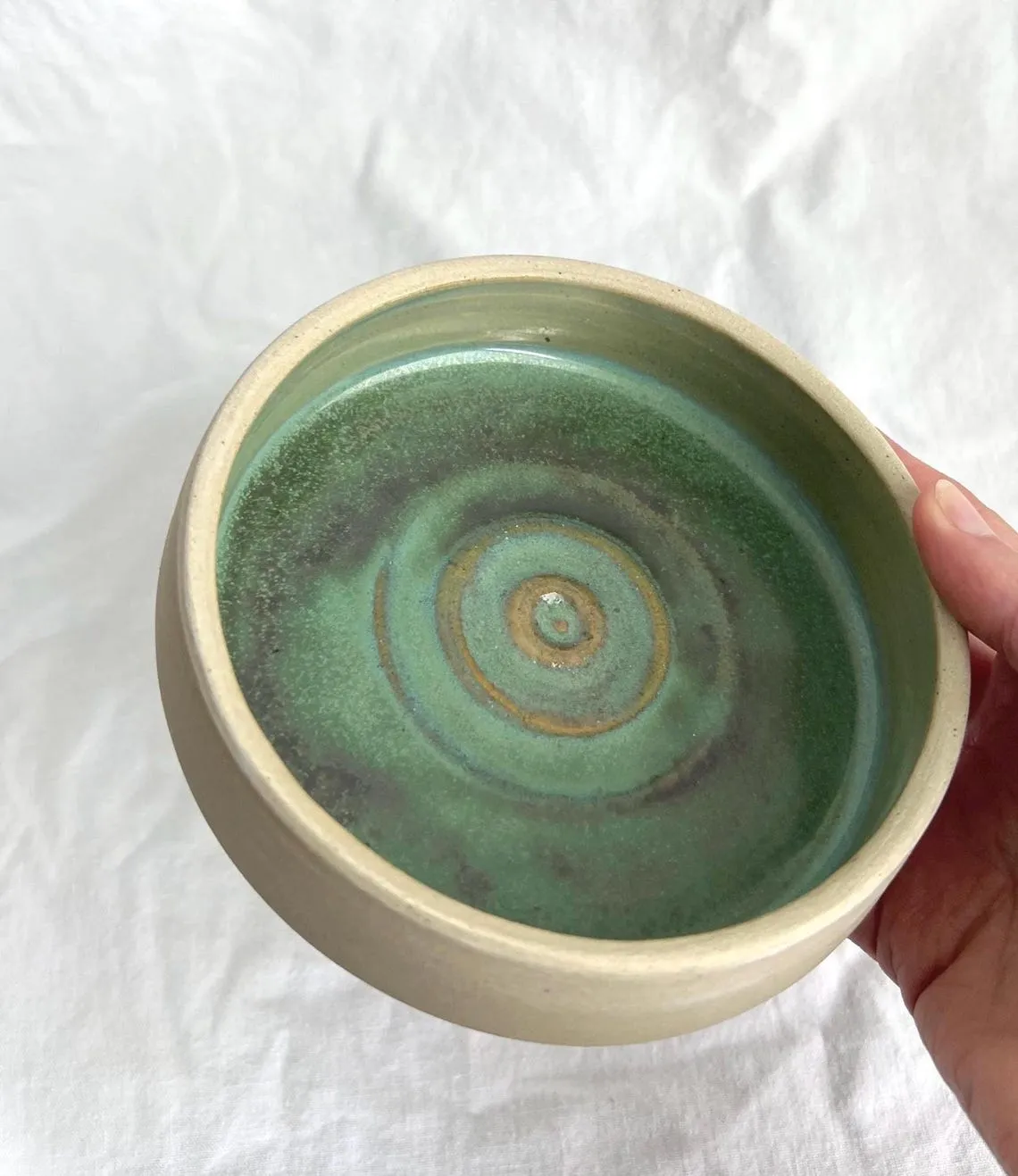 Handmade ceramic pet bowl - Image 3